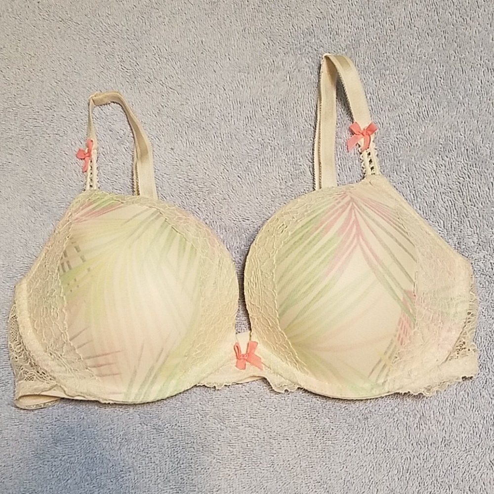 VS Bra